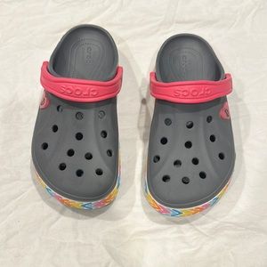 Crocs Drew Barrymore Colorful clogs